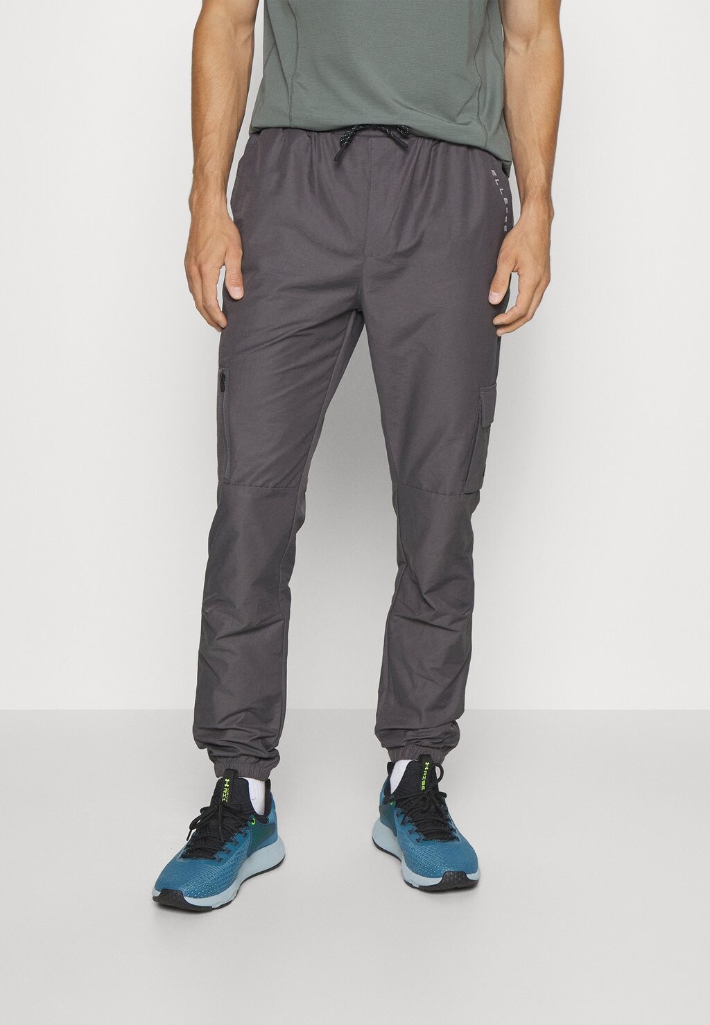 

Спортивные брюки Apennine Pant Ellesse, цвет dark grey