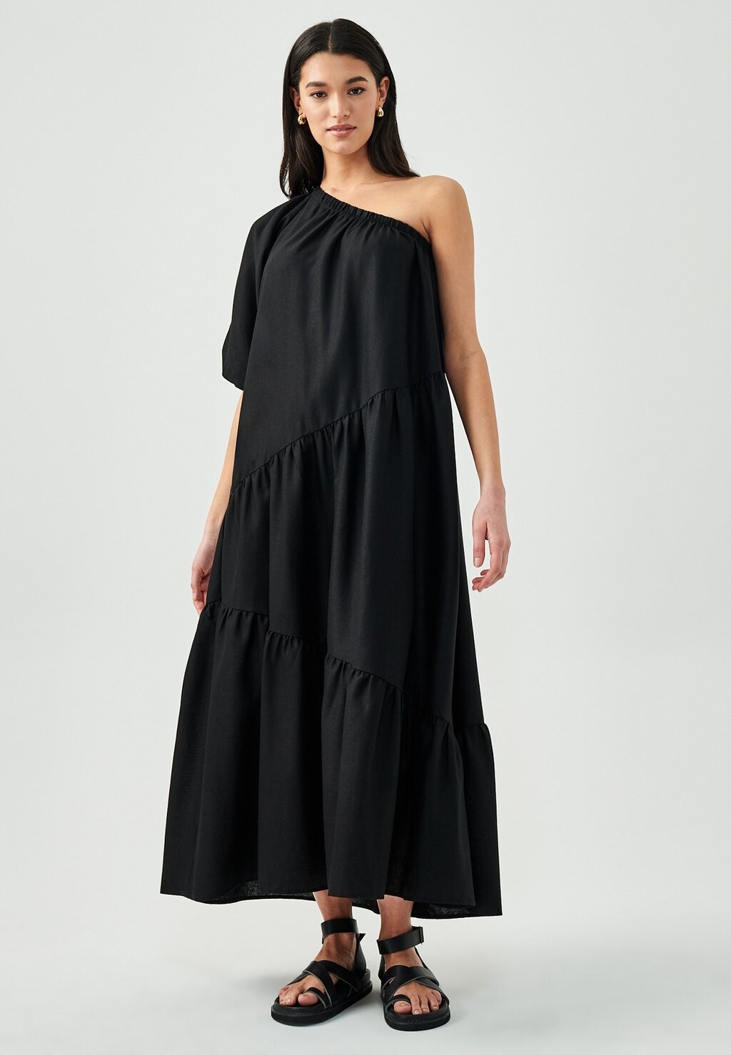 

Платье макси AMY TIERED ST MRLO, цвет Black