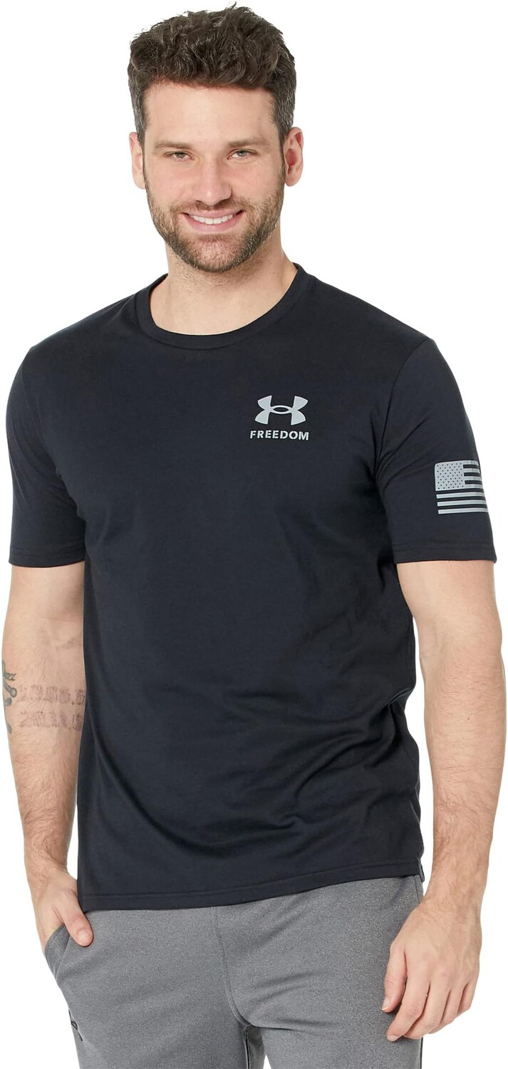 

Новая футболка с флагом свободы Under Armour, цвет Black/Steel