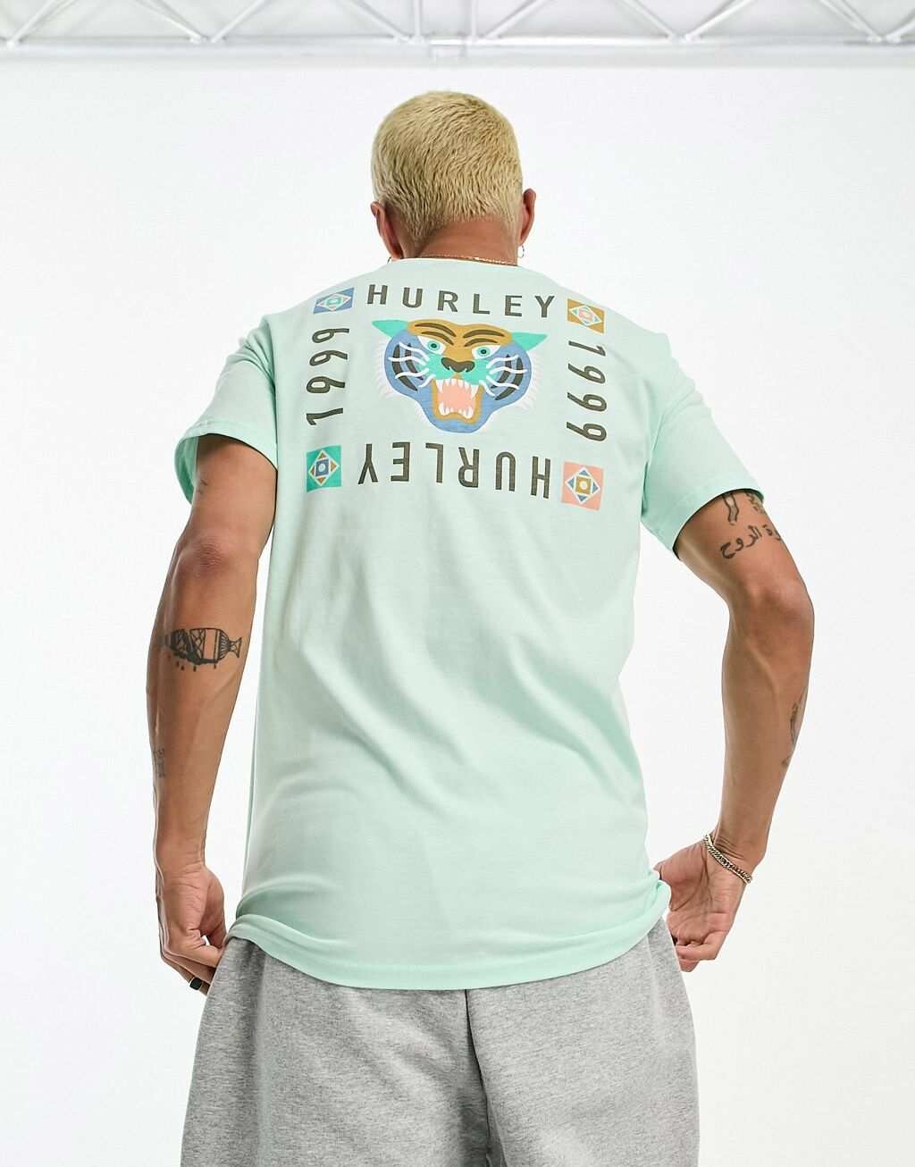 

Мятная футболка Hurley Bengal, Зеленый