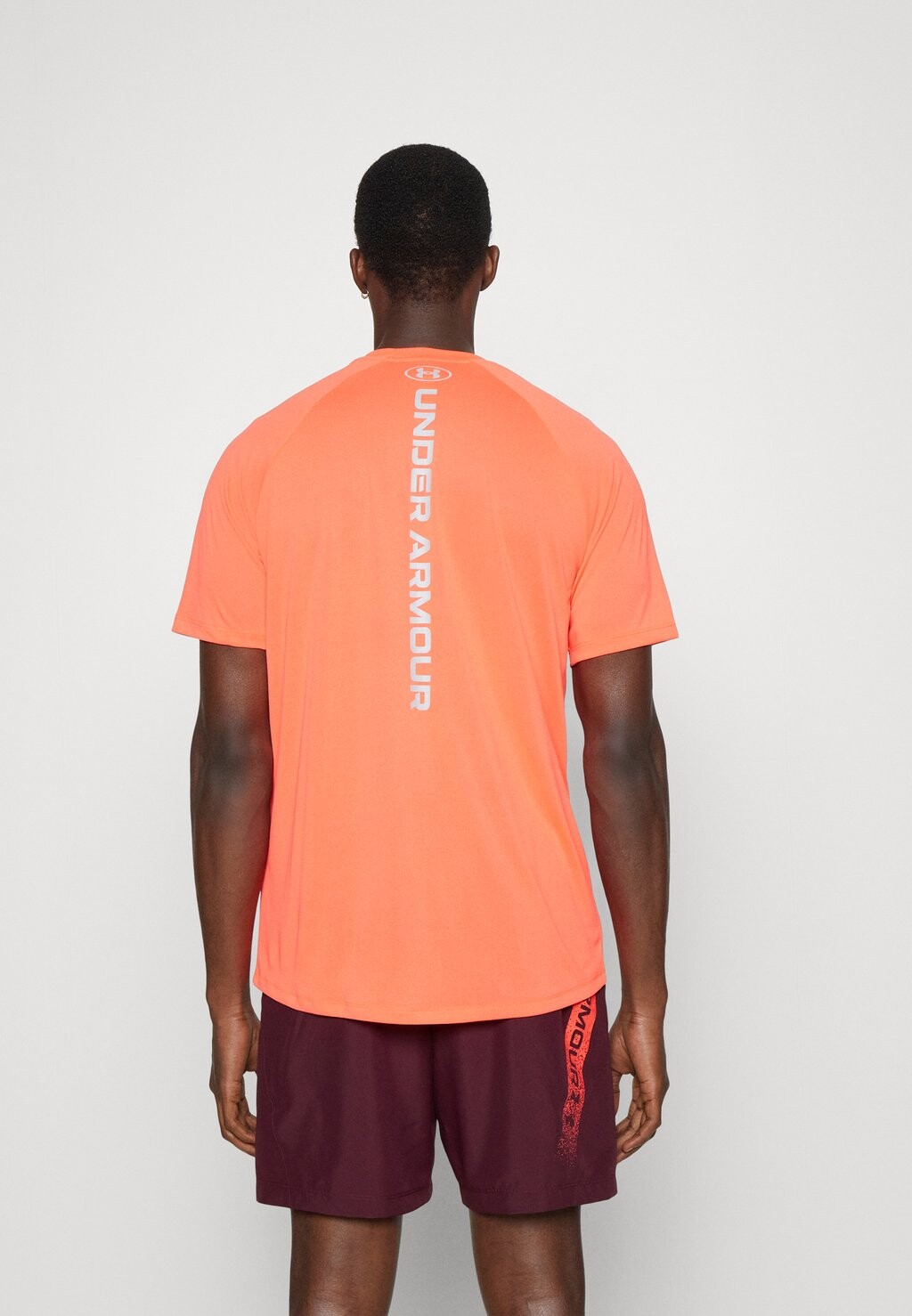 

Футболка Under Armour