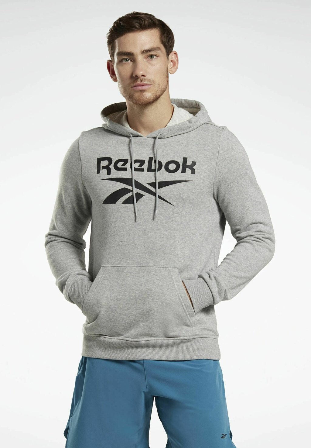 

Толстовка Reebok
