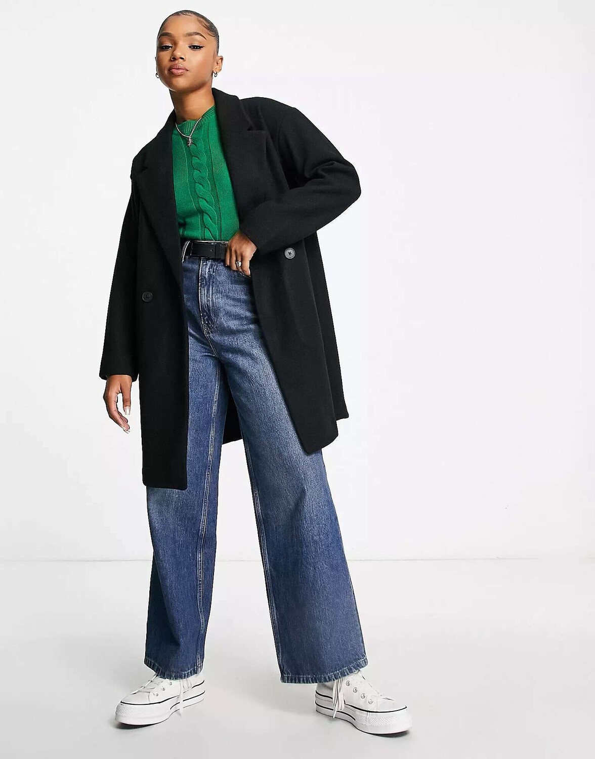 

Черное длинное полупальто сшитое на заказ Pull&Bear