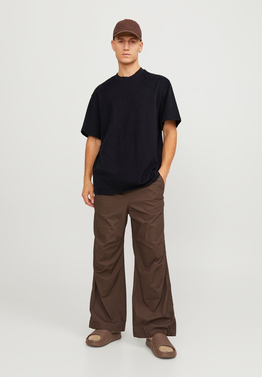 

Футболка с принтом Jprblaharvey Tee Crew Neck Unisex Jack & Jones, черный