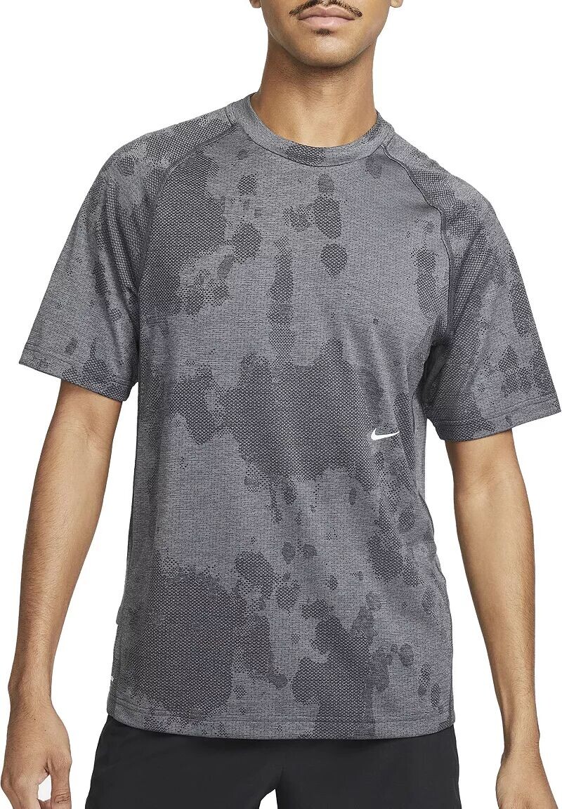 

Мужские кроссовки Nike Dri-FIT ADV A.P.S. Футболка для фитнеса с короткими рукавами Engineered
