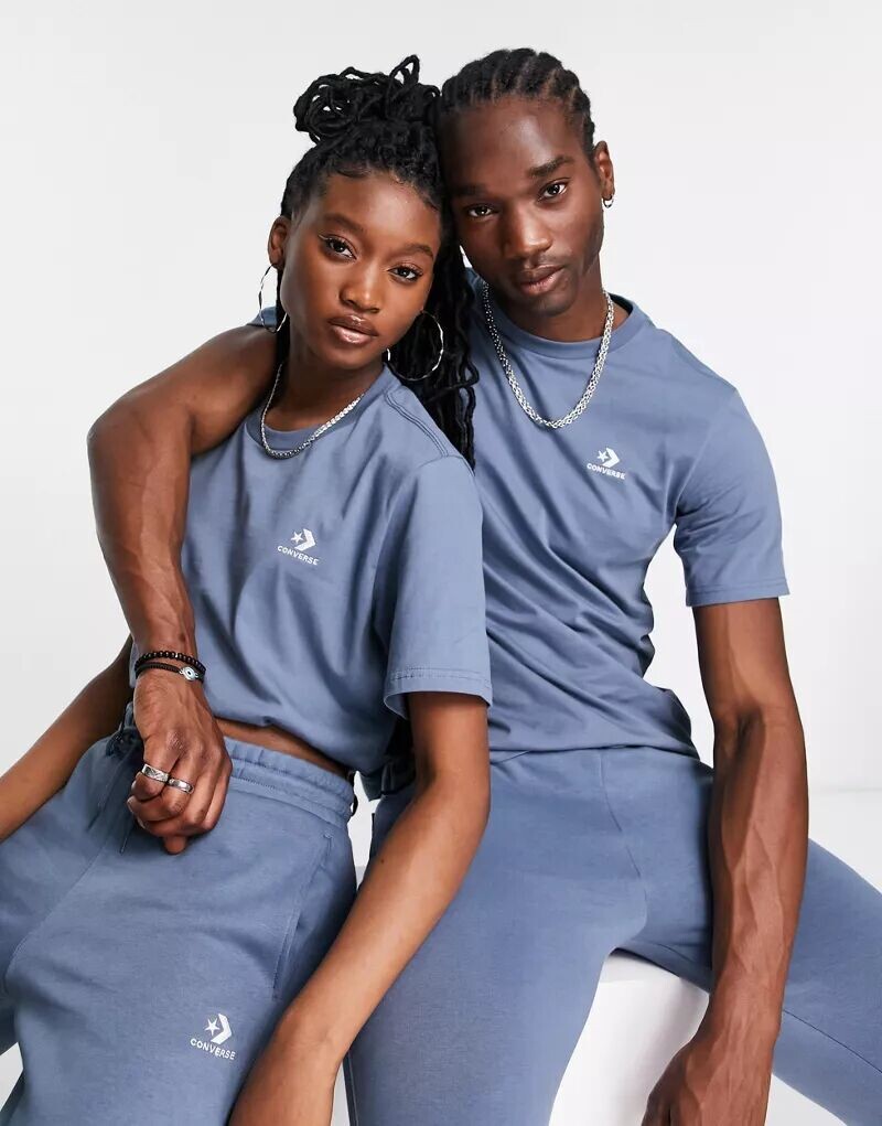 

Голубая футболка унисекс Converse с логотипом в виде звездного шеврона