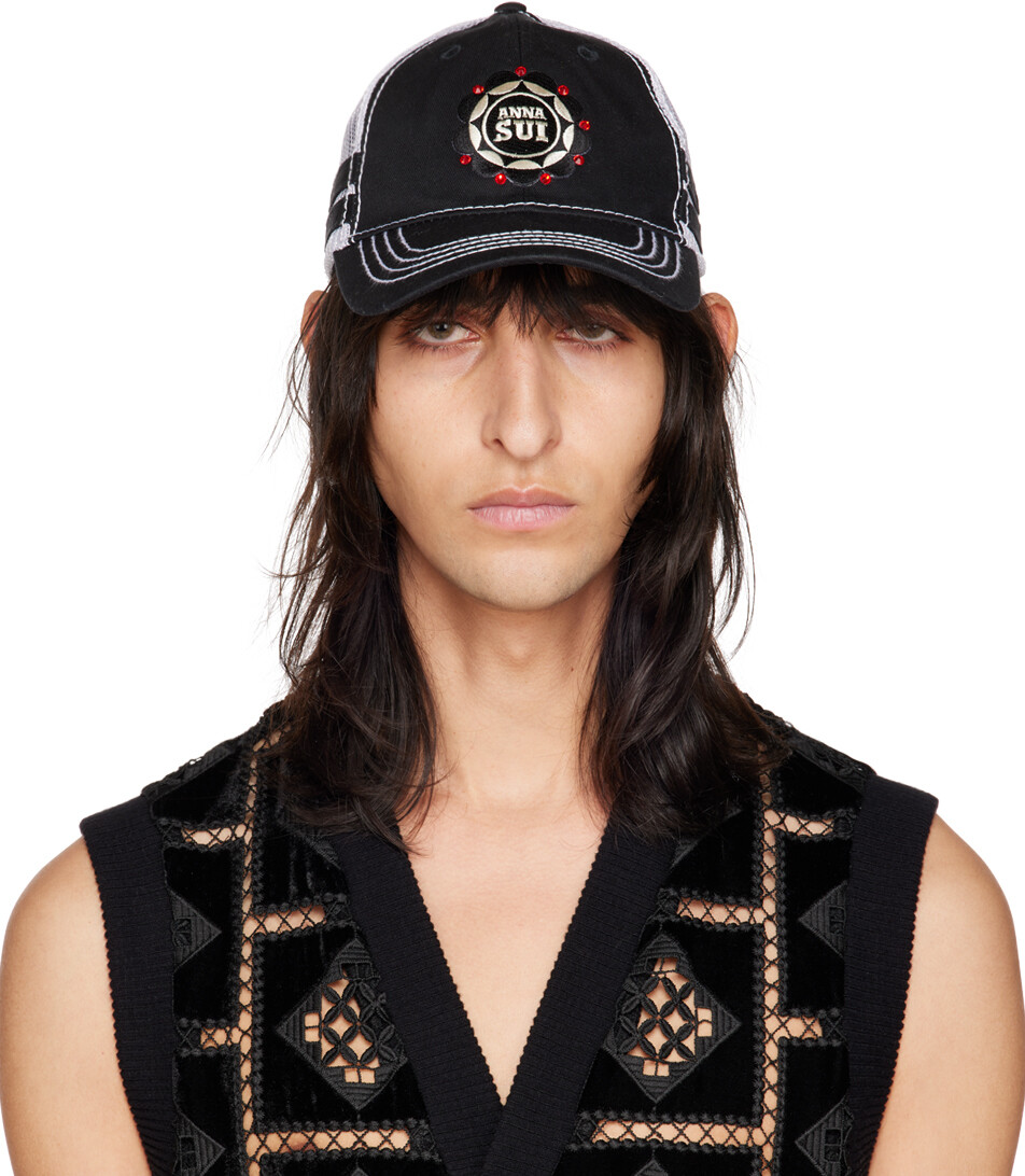 

Эксклюзивная черно-белая кепка SSENSE Trucker Anna Sui