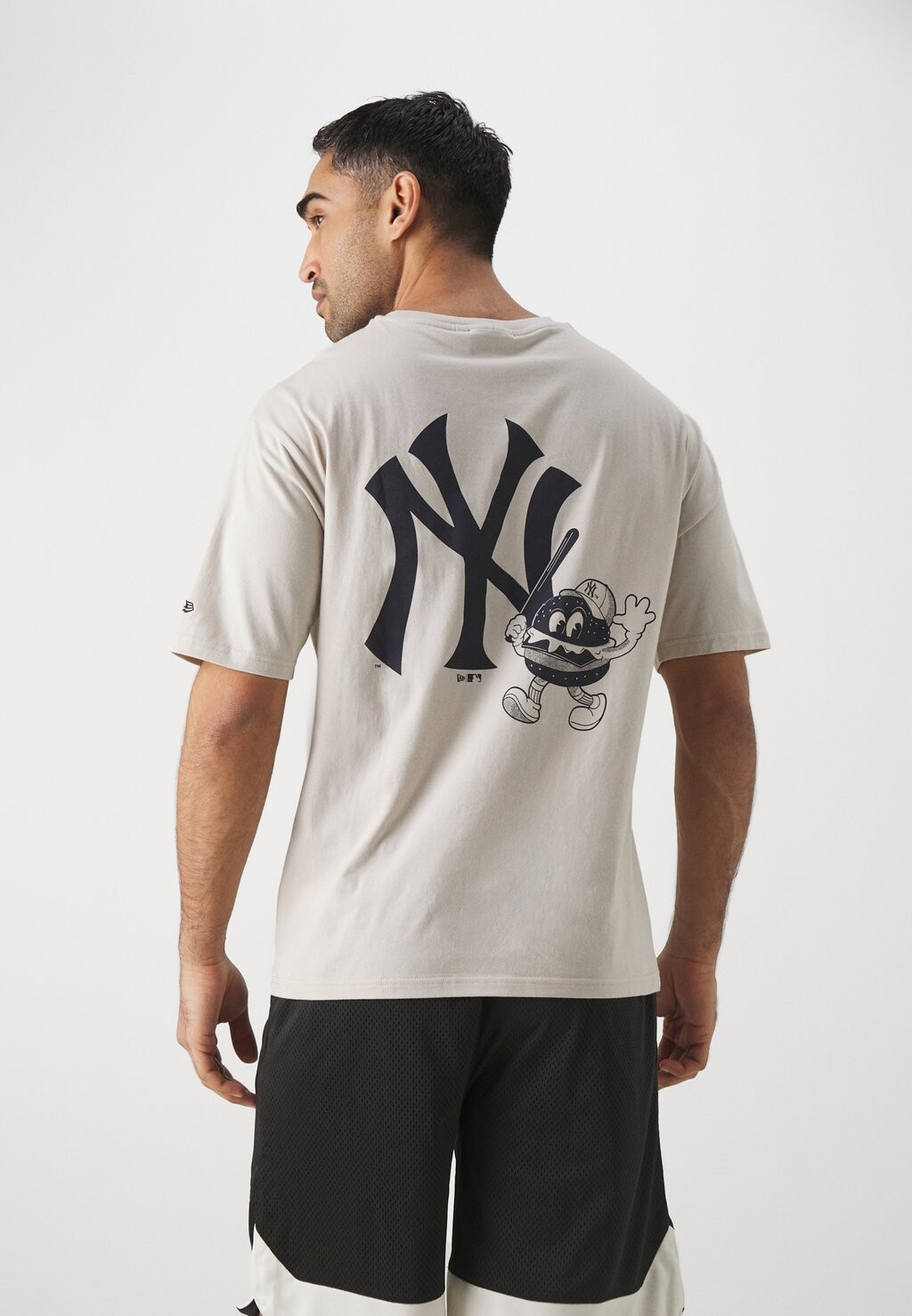 

Team Mlb New York Yankees Food Graphic Tee New Era, цвет stone/navy