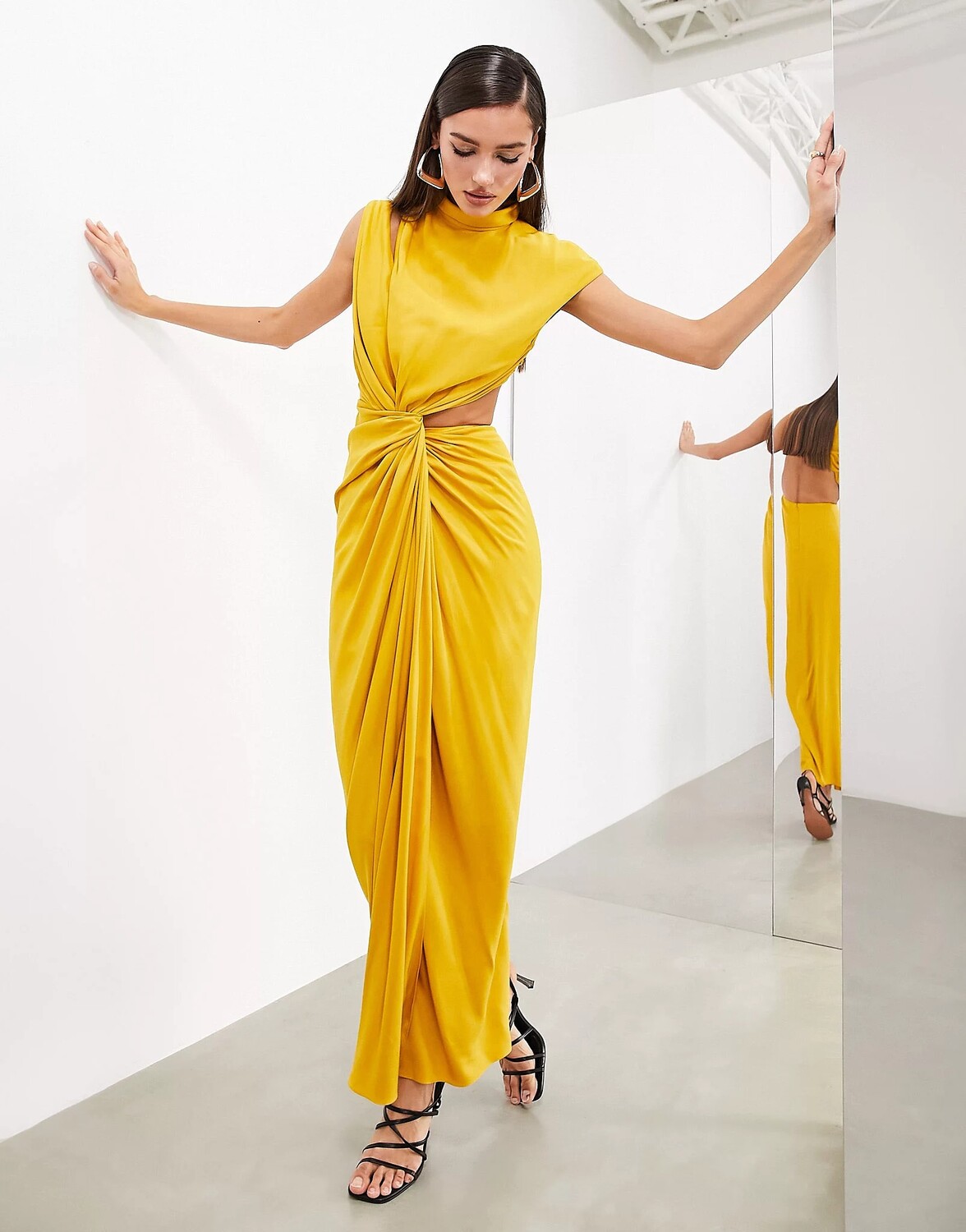 

Платье Asos Edition Draped And Slashed High Neck Maxi, желтый
