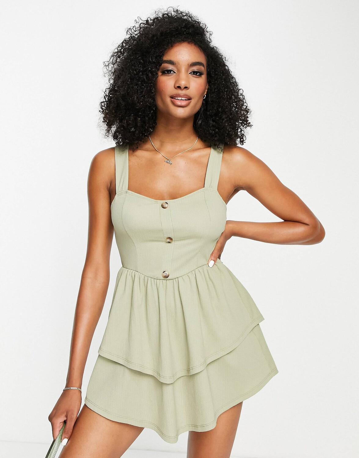 

Зеленое мини-платье с ремешками, юбкой ра-ра и пуговицами ASOS DESIGN, Зеленый