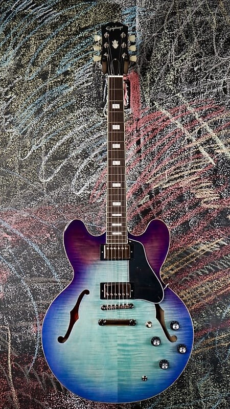 

Epiphone ES-335 Фигурный черничный взрыв ES-335 Figured