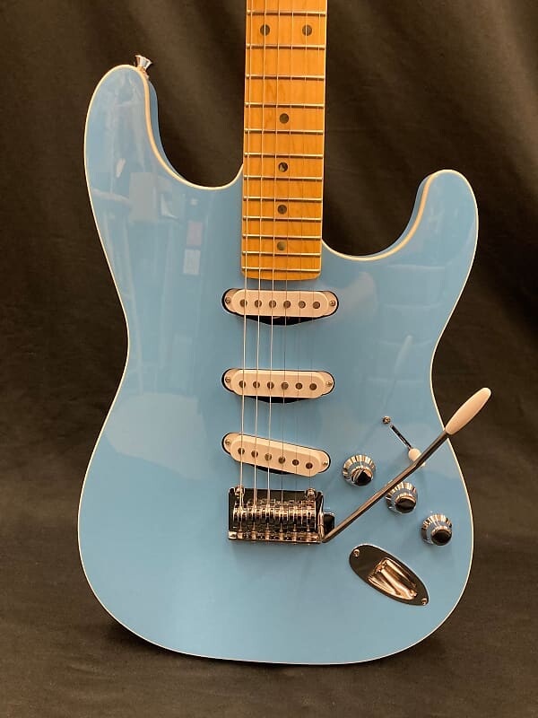 

Fender Aerodyne Special Stratocaster - Калифорнийский синий