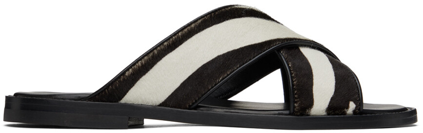 

Черно-белые сандалии отави Manolo Blahnik