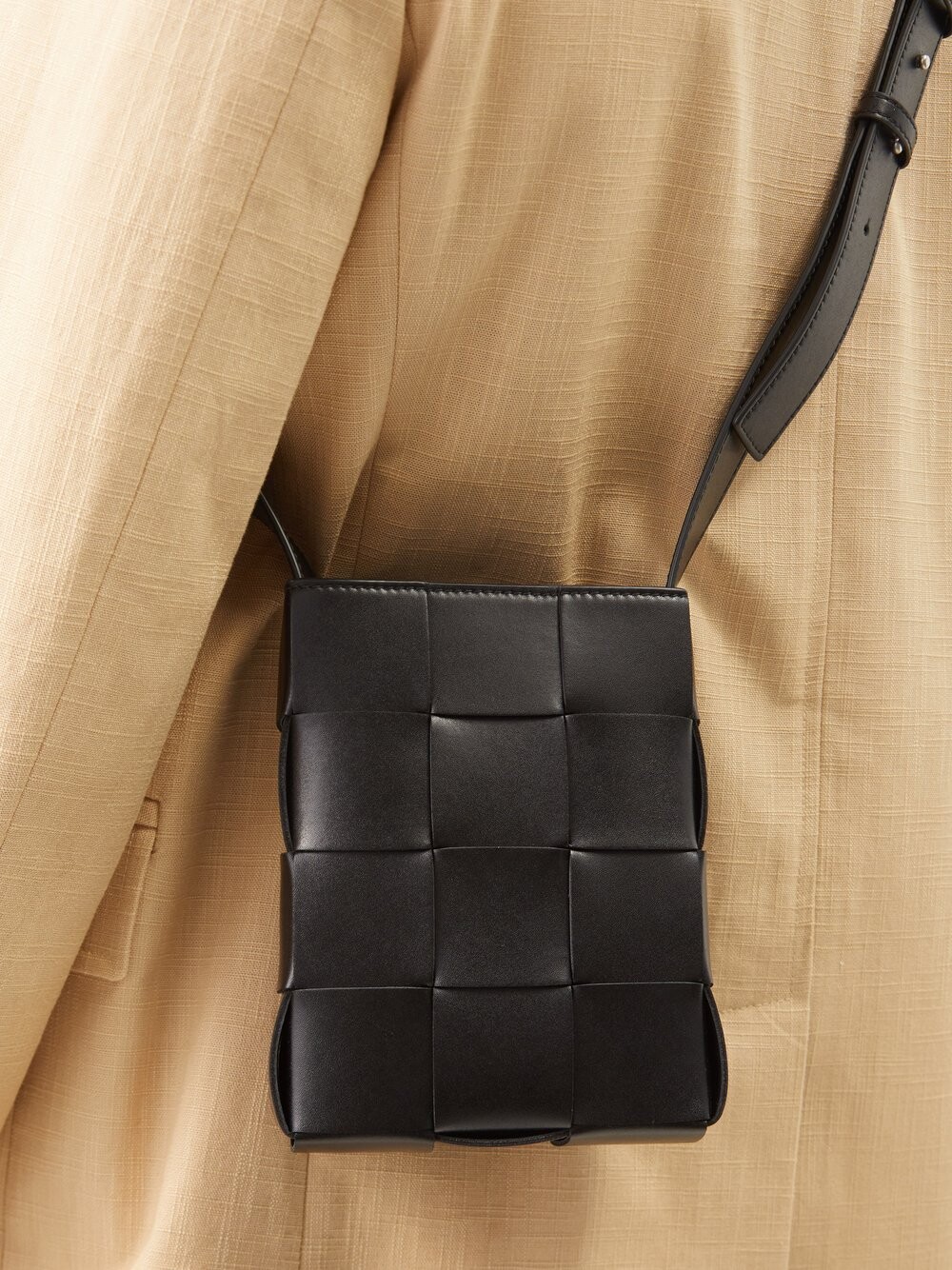 

Сумка через плечо из кожи intrecciato Bottega Veneta, черный