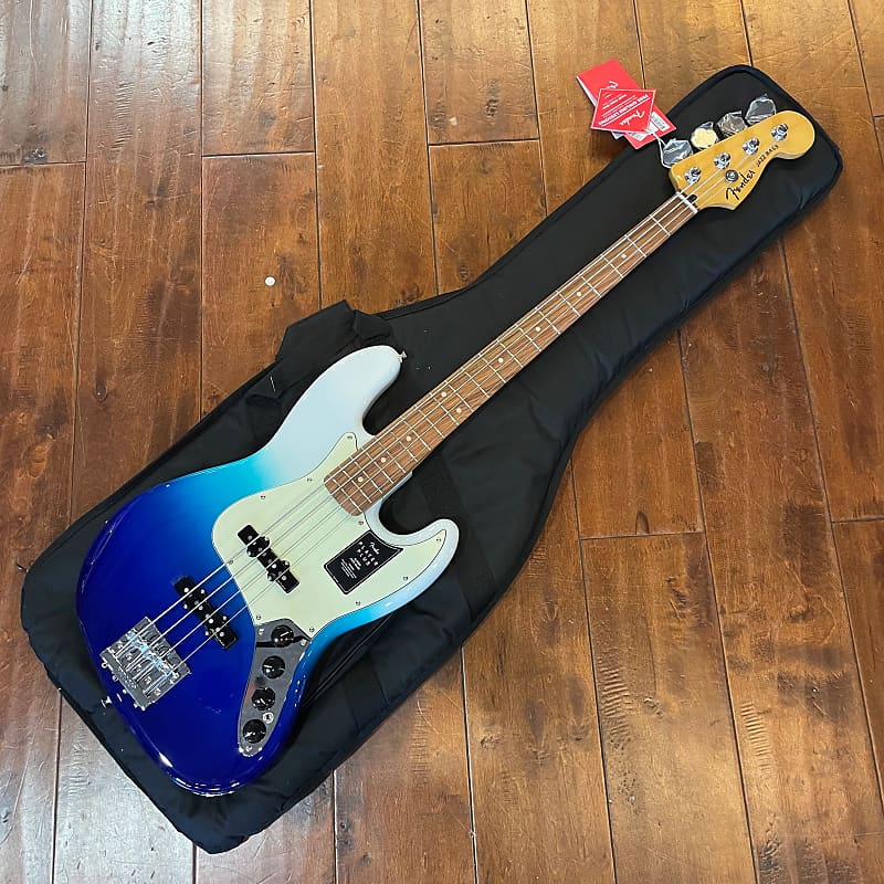 цена Fender Player Plus Jazz Bass PF Belair Blue 9lbs, 8oz S#MX21167653