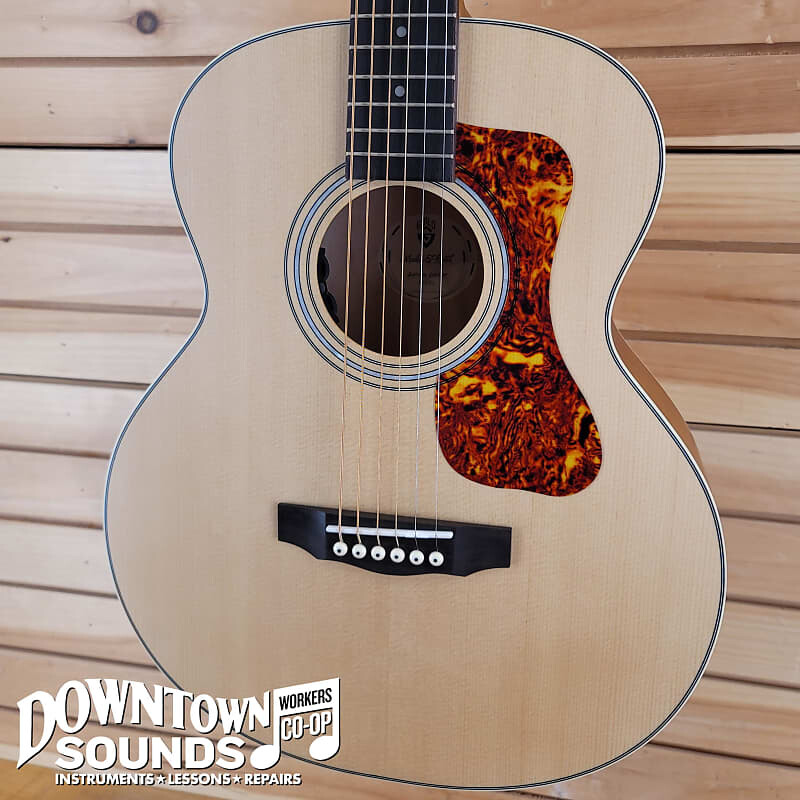 

Акустическая гитара Guild Jumbo Junior Flamed Maple - Antique Blonde