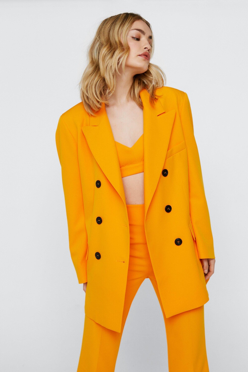 

Приталенный двубортный пиджак оверсайз Nasty Gal, оранжевый