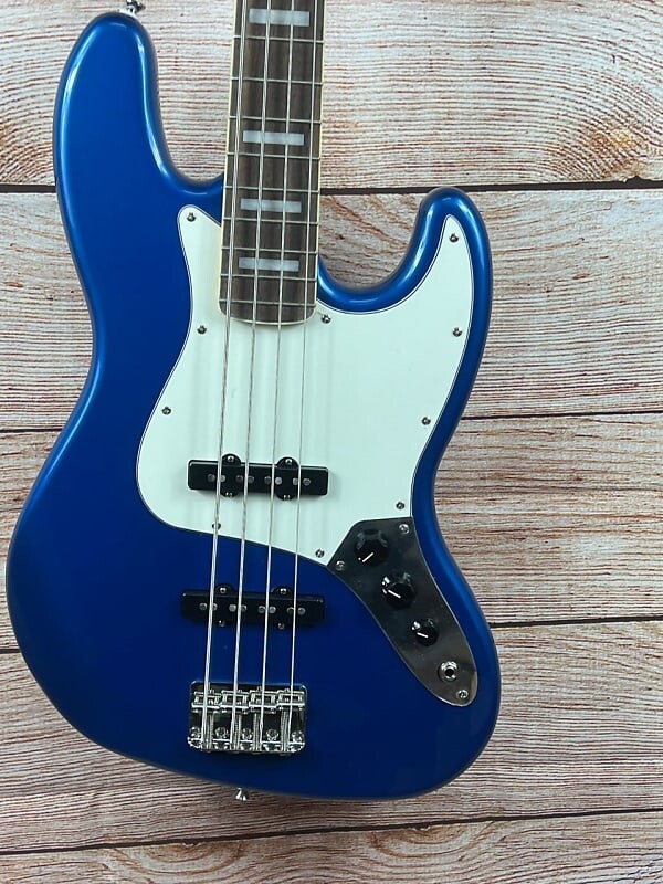 

Squier Affinity Series Jazz Bass Lake Placid Blue
