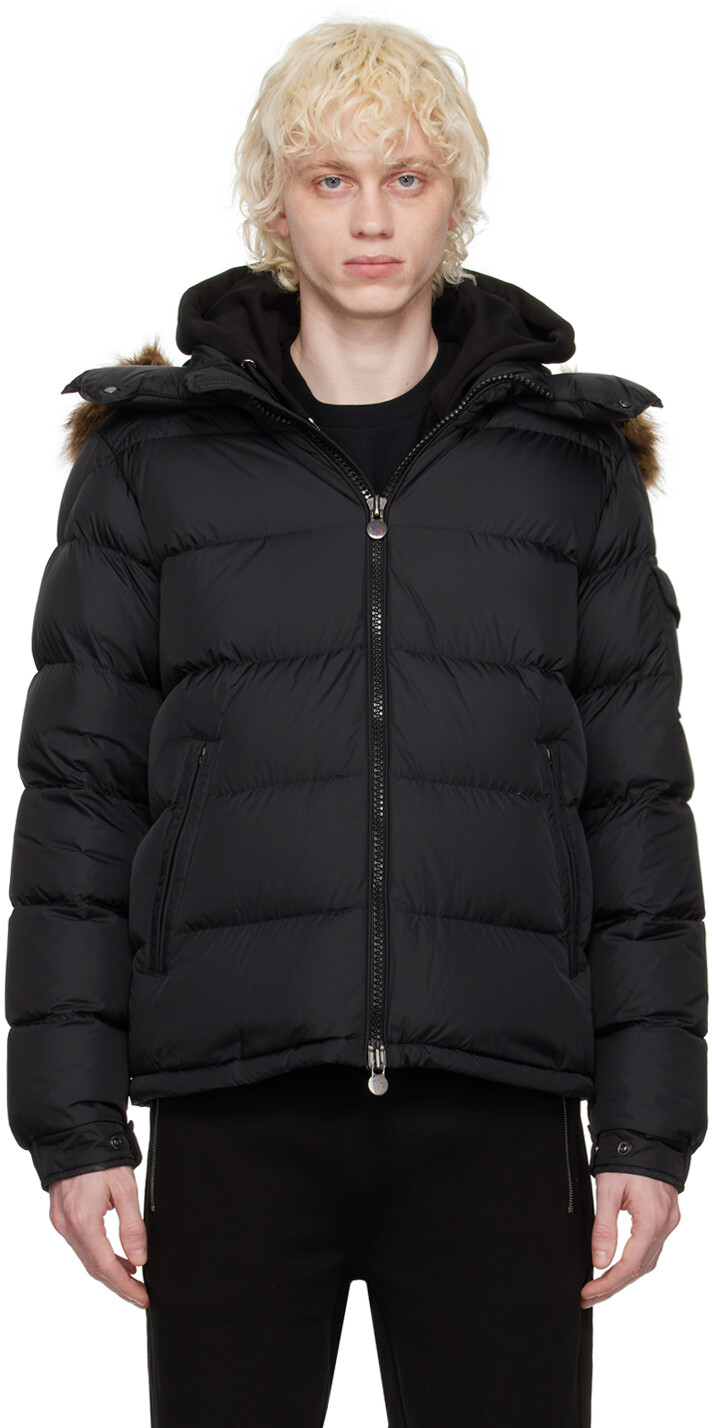 

Черный пуховик Mayaf Moncler