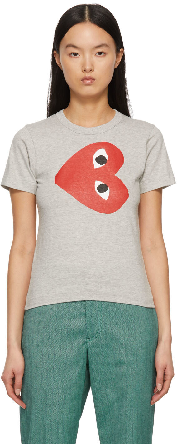 

Серая футболка с сердечком сбоку Comme des Garçons Play, Серый