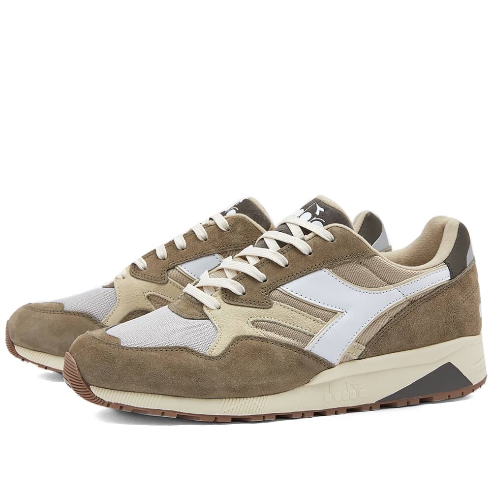 

Кроссовки Diadora N902