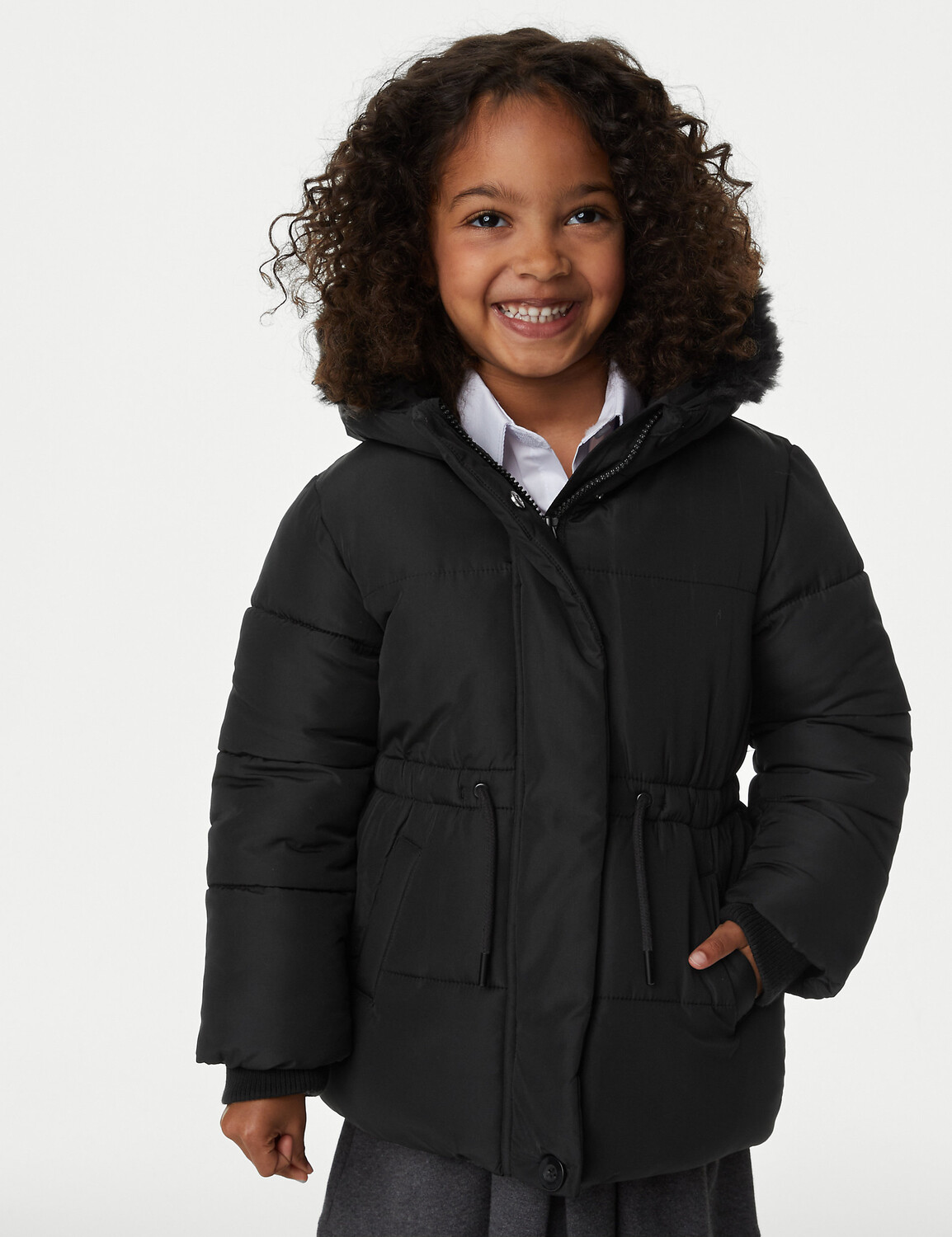 

Парка Stormwear с капюшоном (2–8 лет) Marks & Spencer, черный
