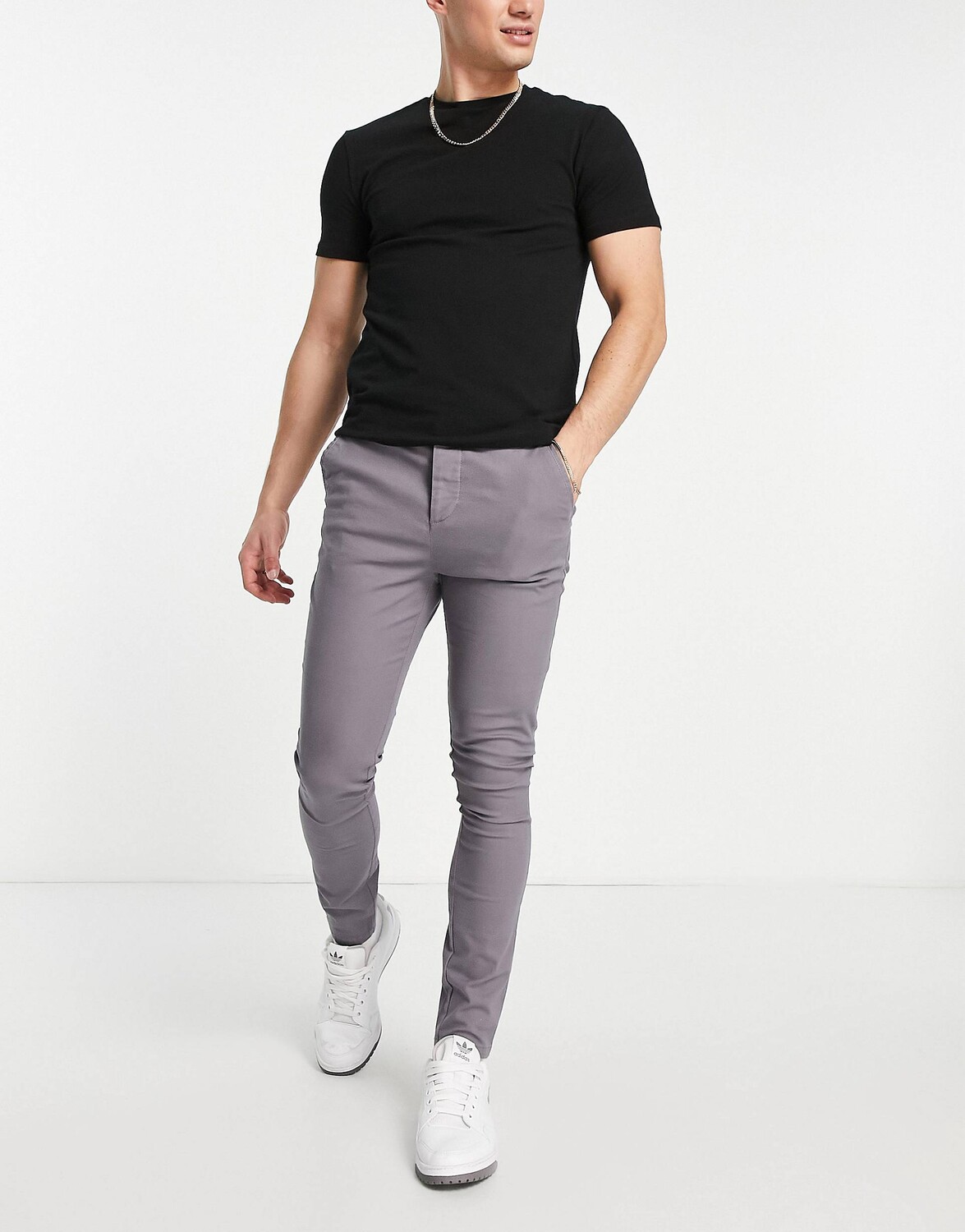 

Темно-серые эластичные брюки чинос ASOS DESIGN Power, Серый