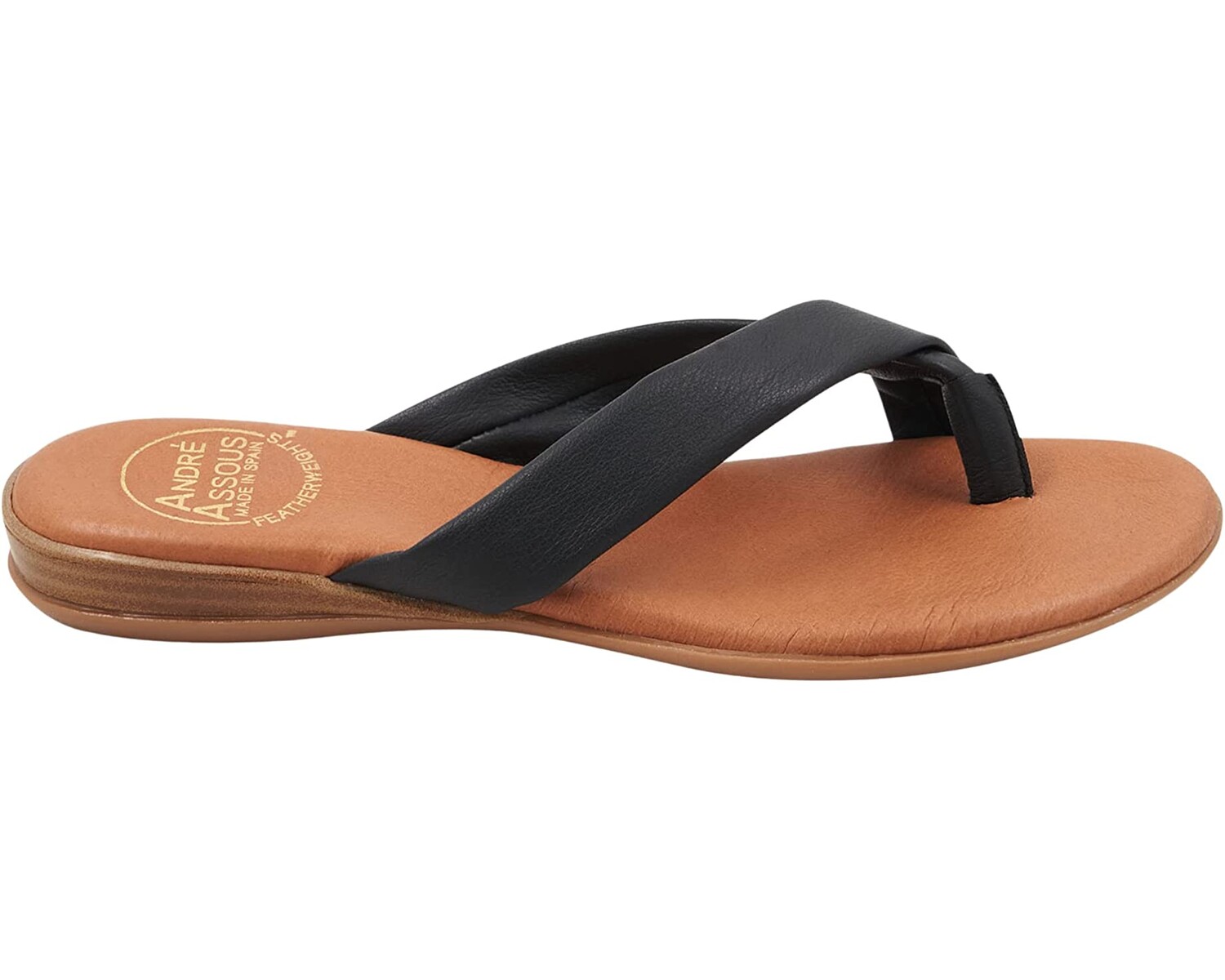 

Сандалии Nadiya Featherweight Flat Sandal Andre Assous, черный