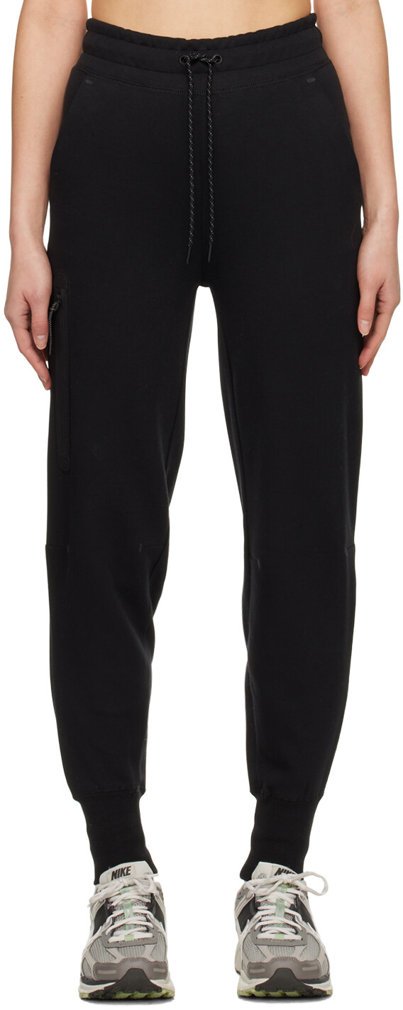 

Черные брюки Sportswear Tech Lounge Nike