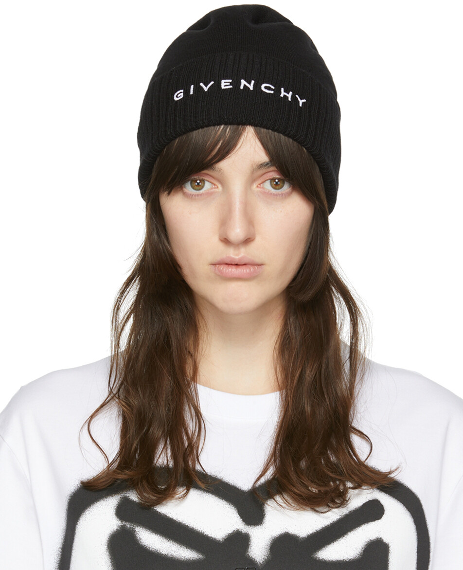 

Черная шерстяная шапка Givenchy