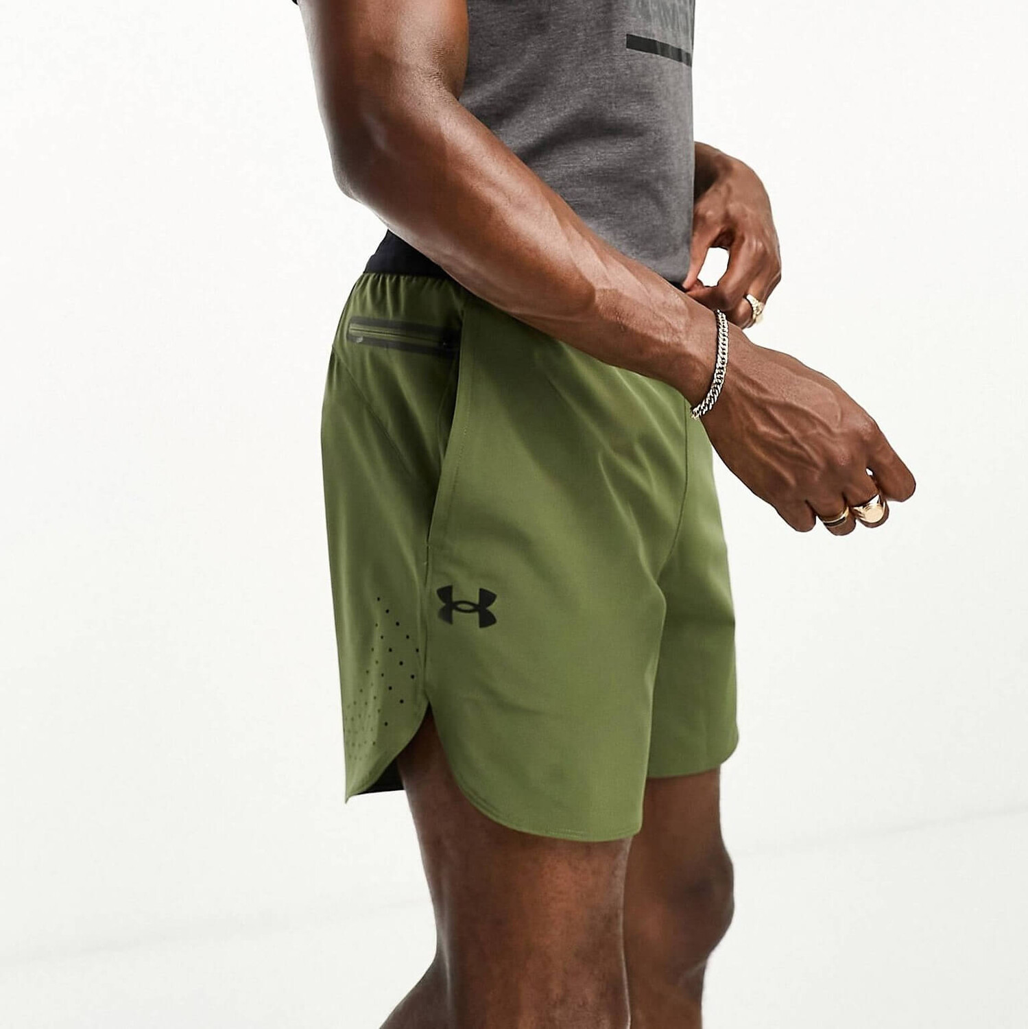 

Шорты Under Armour Peak Woven, зеленый