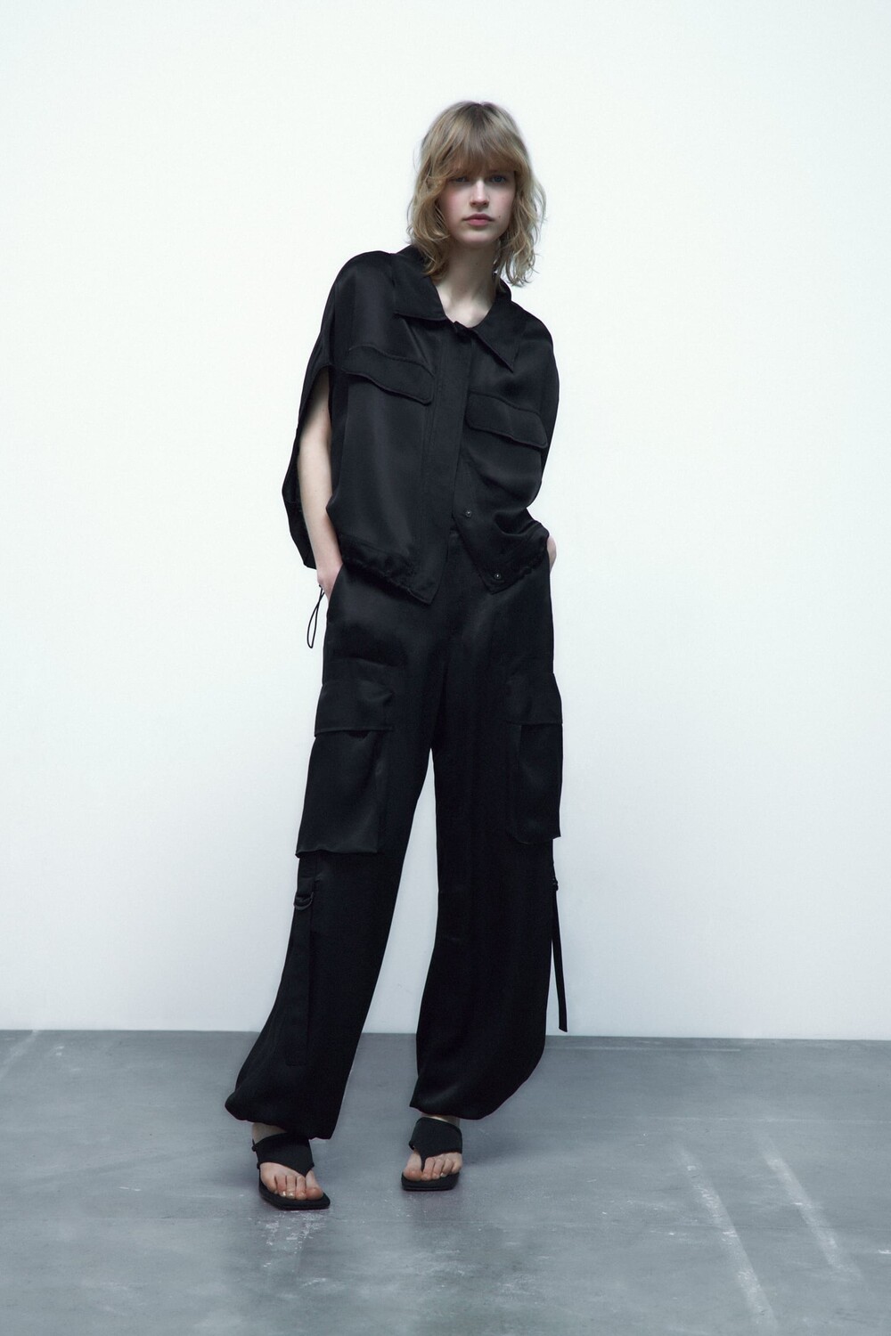 

Атласная блузка карго ZARA, черный