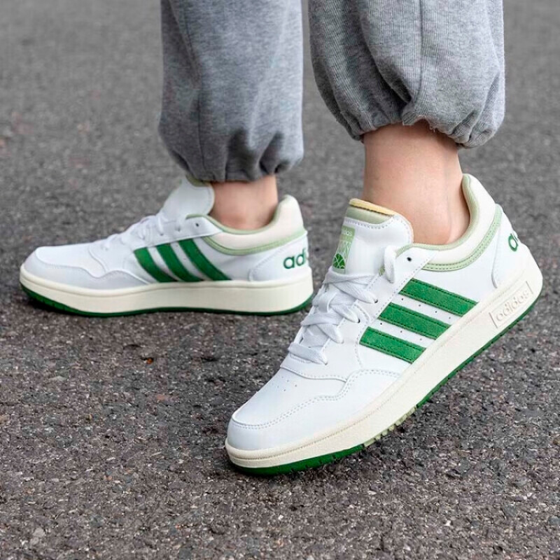 

Кроссовки Adidas, белый/зеленый