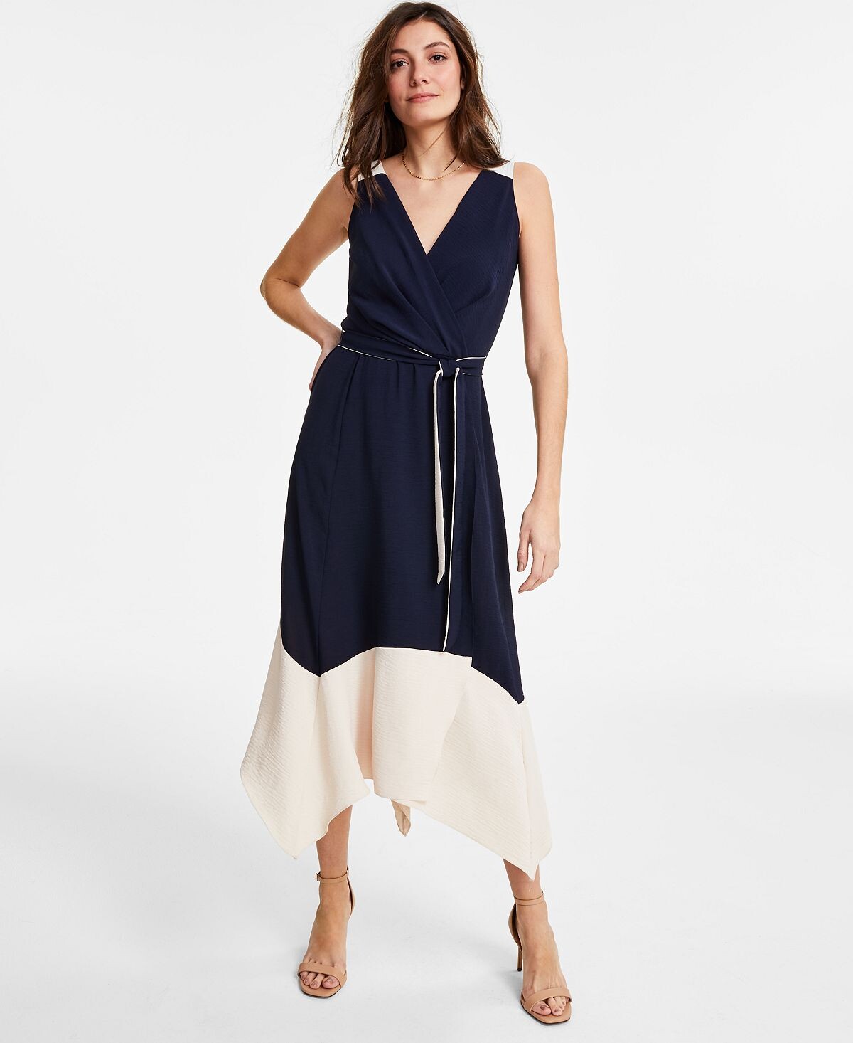 

Платье с цветными блоками и искусственным запахом DKNY, мульти