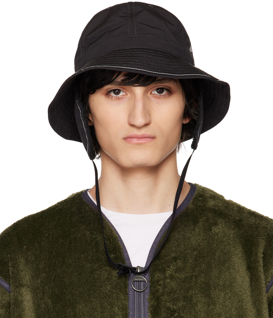 

Шапка-ведро с клапаном-ухом Black and wake Edition Barbour