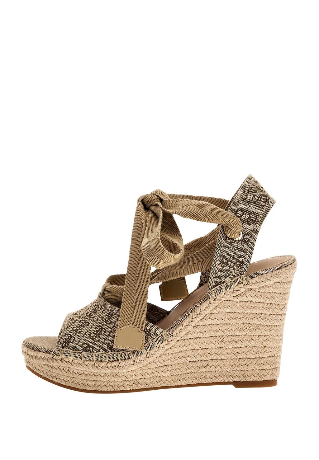 

Босоножки на каблуке Guess