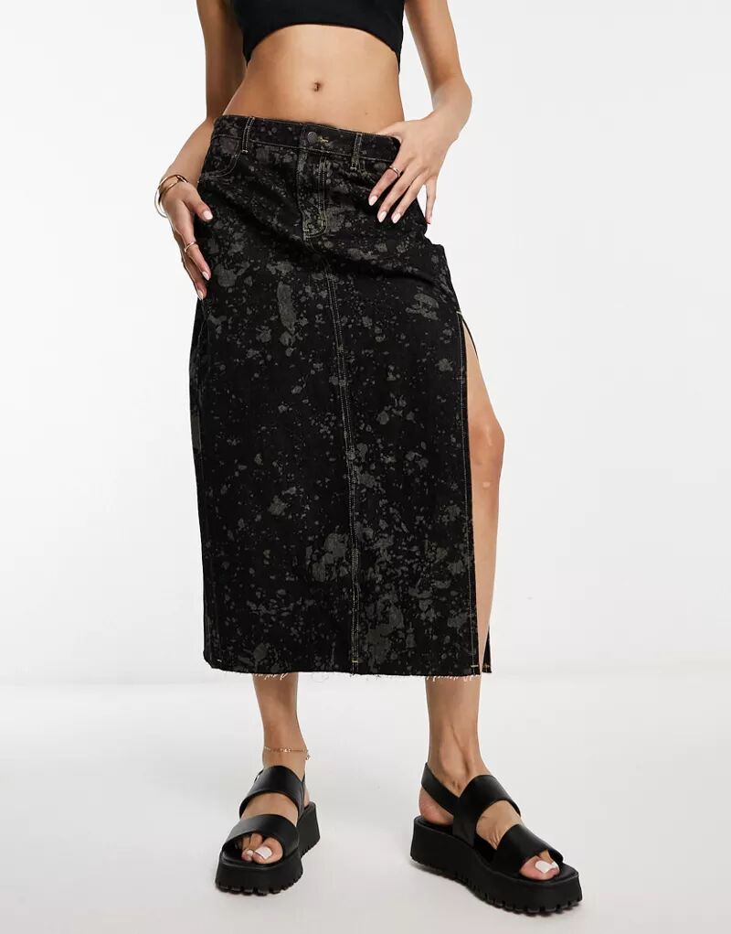 черная джинсовая юбка миди со швами urban revivo Черная джинсовая юбка миди с разрезом и узором Urban Revivo