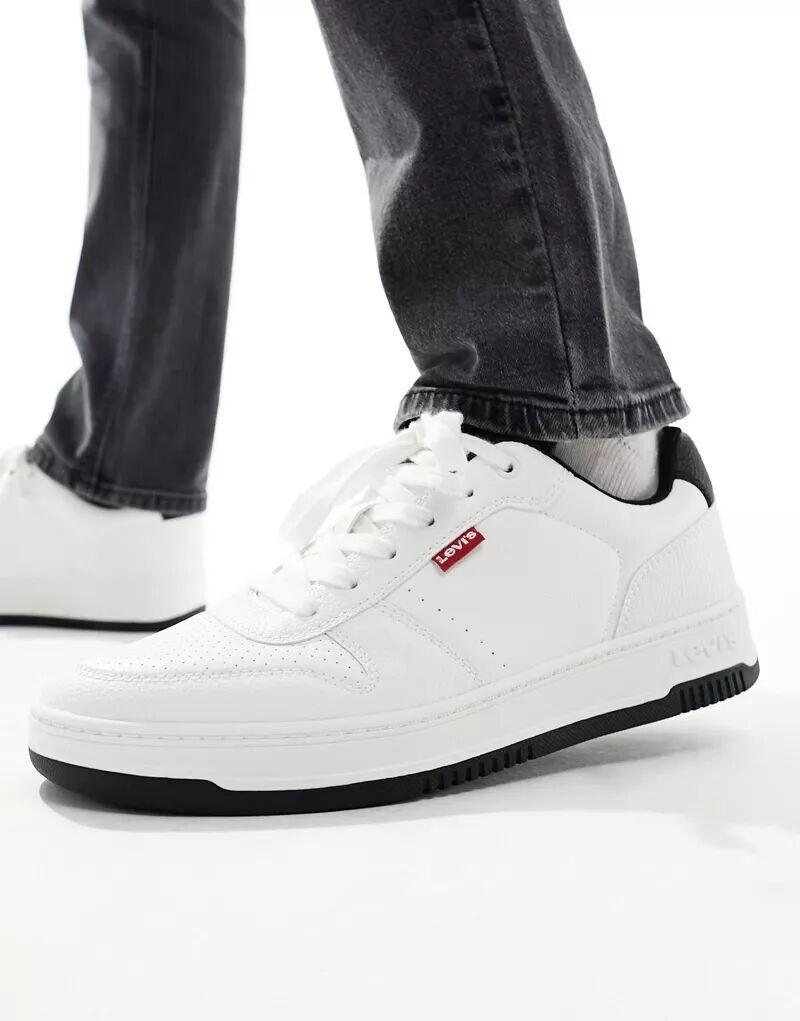 

Белые кожаные кроссовки с логотипом Levi's Drive
