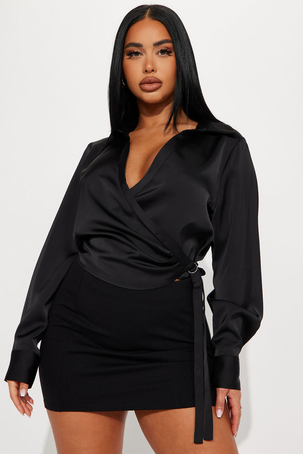 

Топ Fashion Nova IT10976, черный