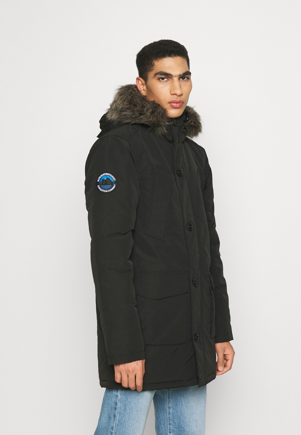 

Парка Superdry, черный