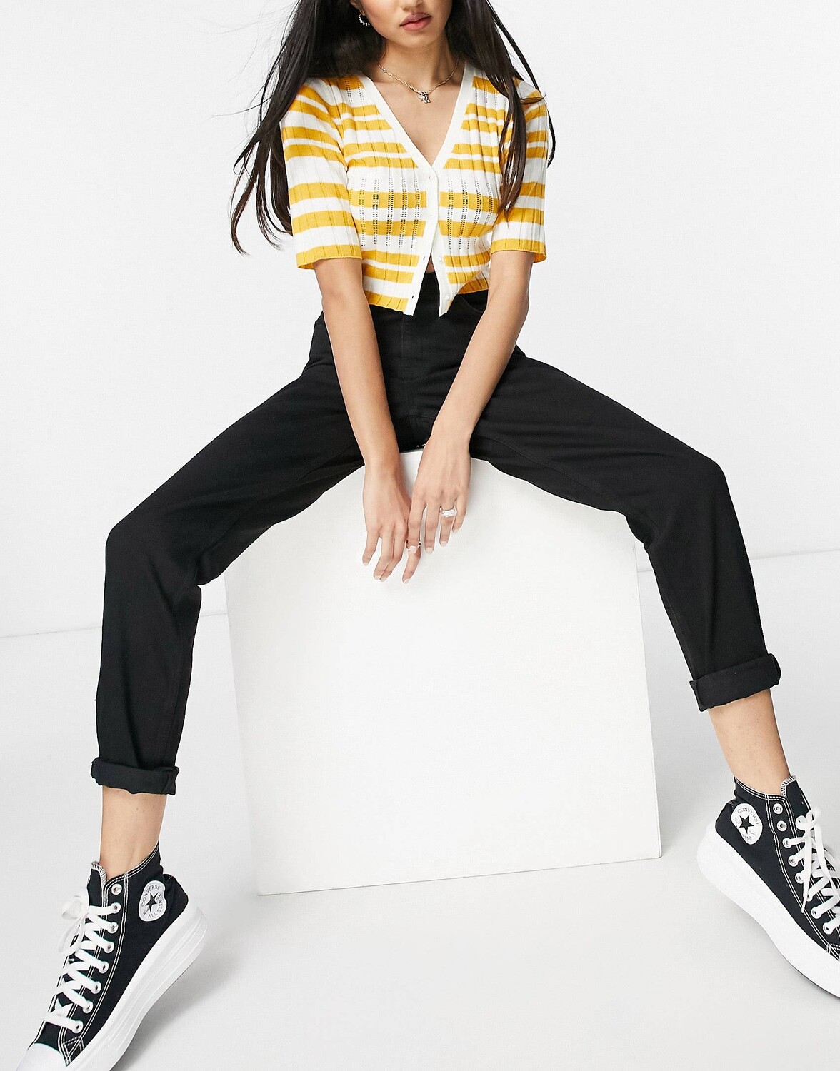

Черные джинсы Mom Topshop