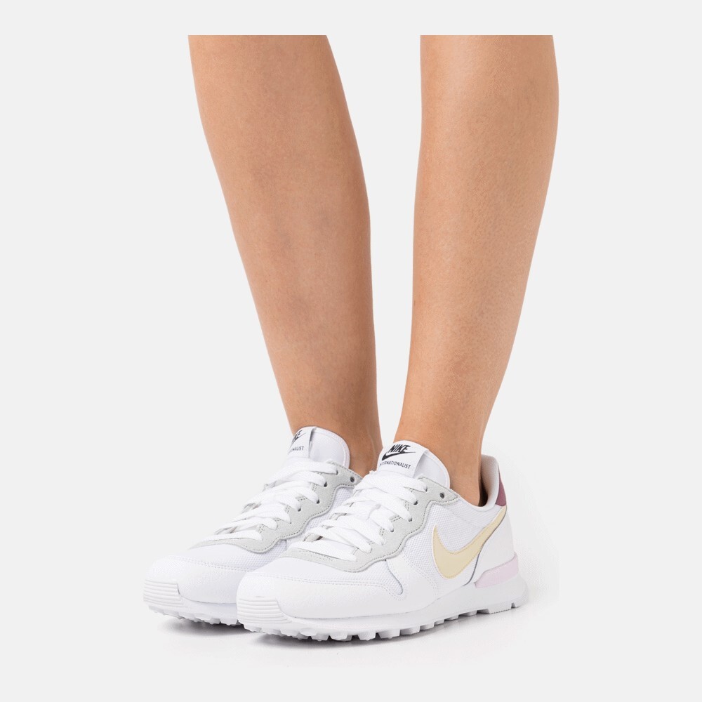

Кроссовки Nike Sportswear Internationalist, white/lemon drop/regal pink