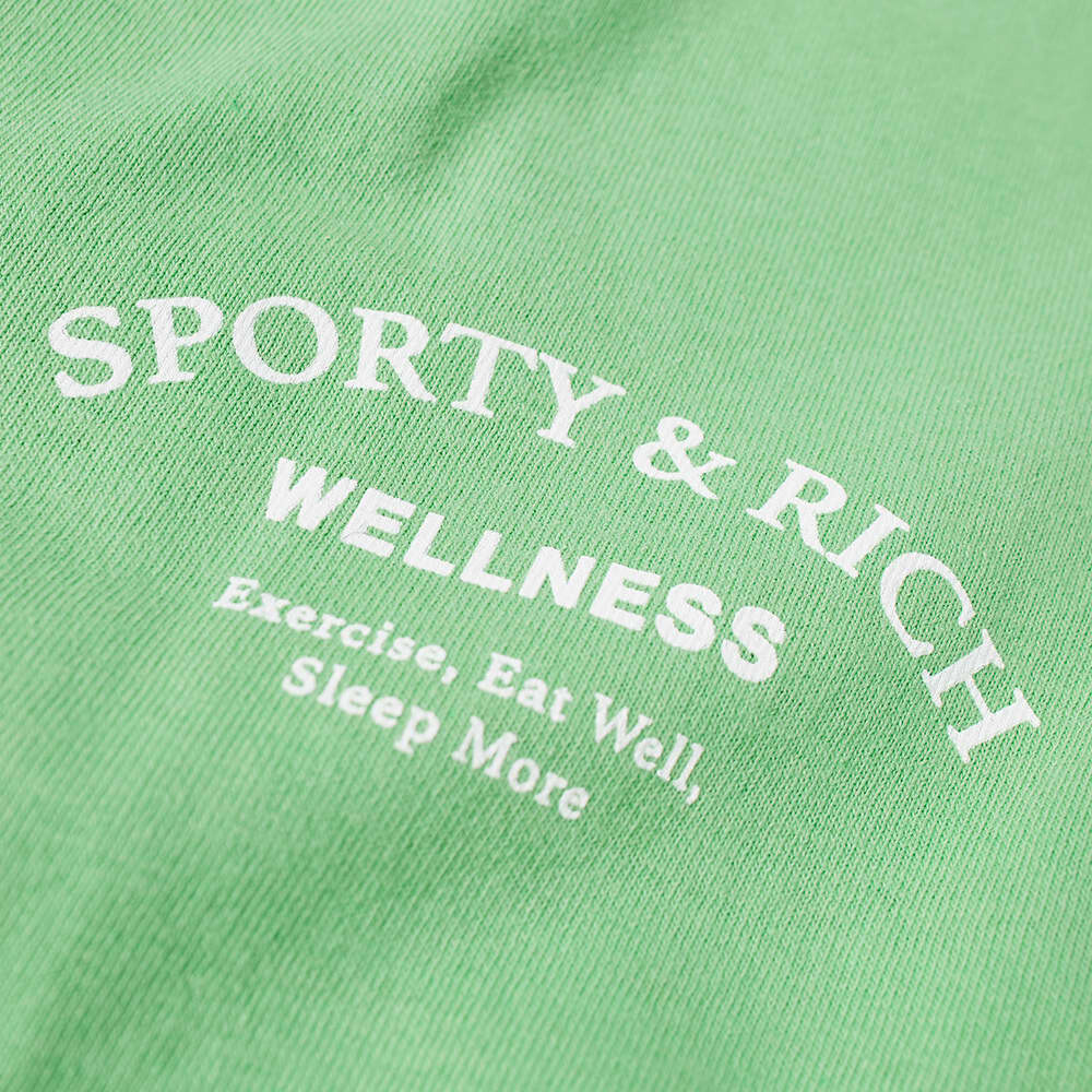 

Футболка Wellness Studio Sporty & Rich