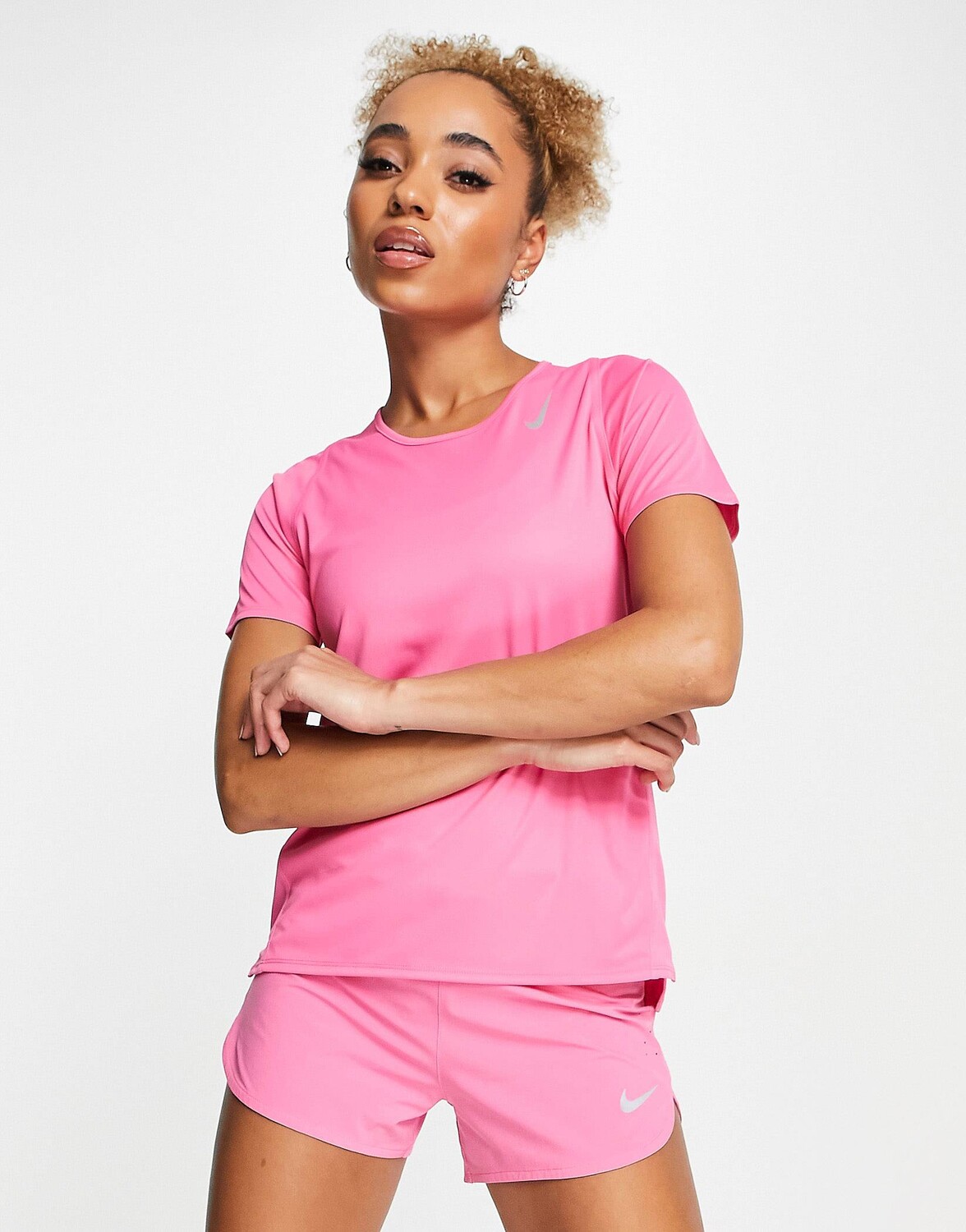 

Розовая футболка Nike Running Race Day Dri-FIT, Розовый