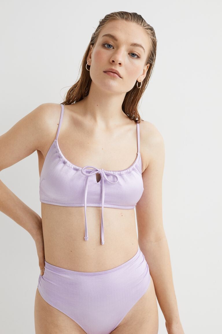 

Лиф бикини Wattiertes с завязками Bandern H&M, светло-фиолетовый