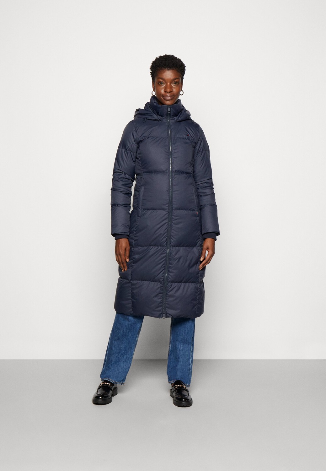 

Пуховик Tommy Hilfiger, синий