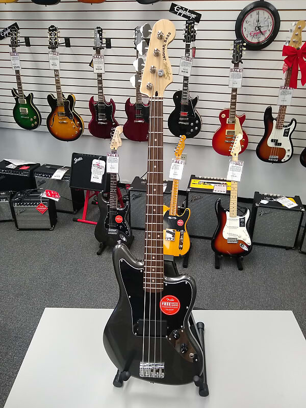 

Squier Affinity Series Jaguar Charcoal Frost Metallic с накладкой из индийского лавра Affinity Series Jaguar Charcoal Frost Metallic With Indian Laurel Fingerboard
