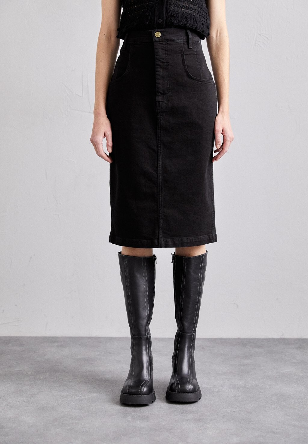 

Юбка-карандаш The High Waisted Seamed Skirt FRAME, цвет aster