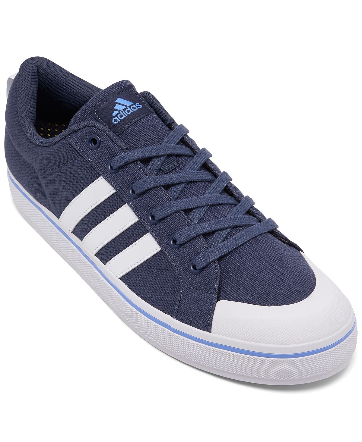 

Мужские низкие повседневные кроссовки bravada 2.0 от finish line adidas, мульти