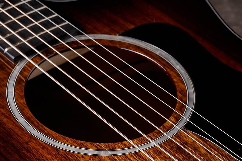

Тейлор 224ce-K Делюкс (DLX) Taylor 224ce-K DLX